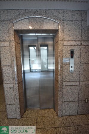 カスタリア新富町の物件内観写真